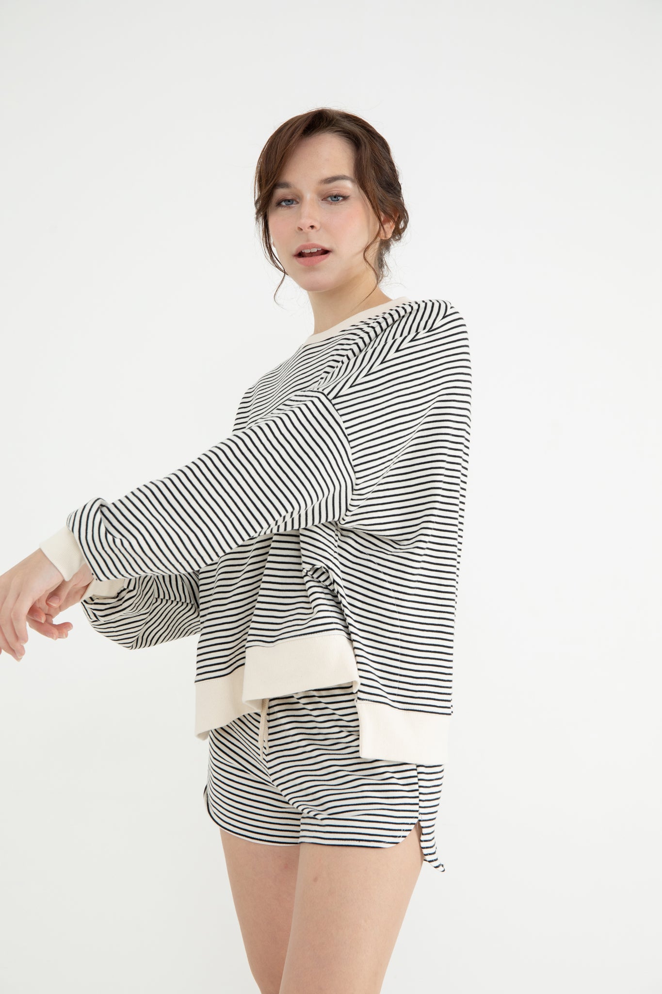 Ami Lounge Drawstring Shorts