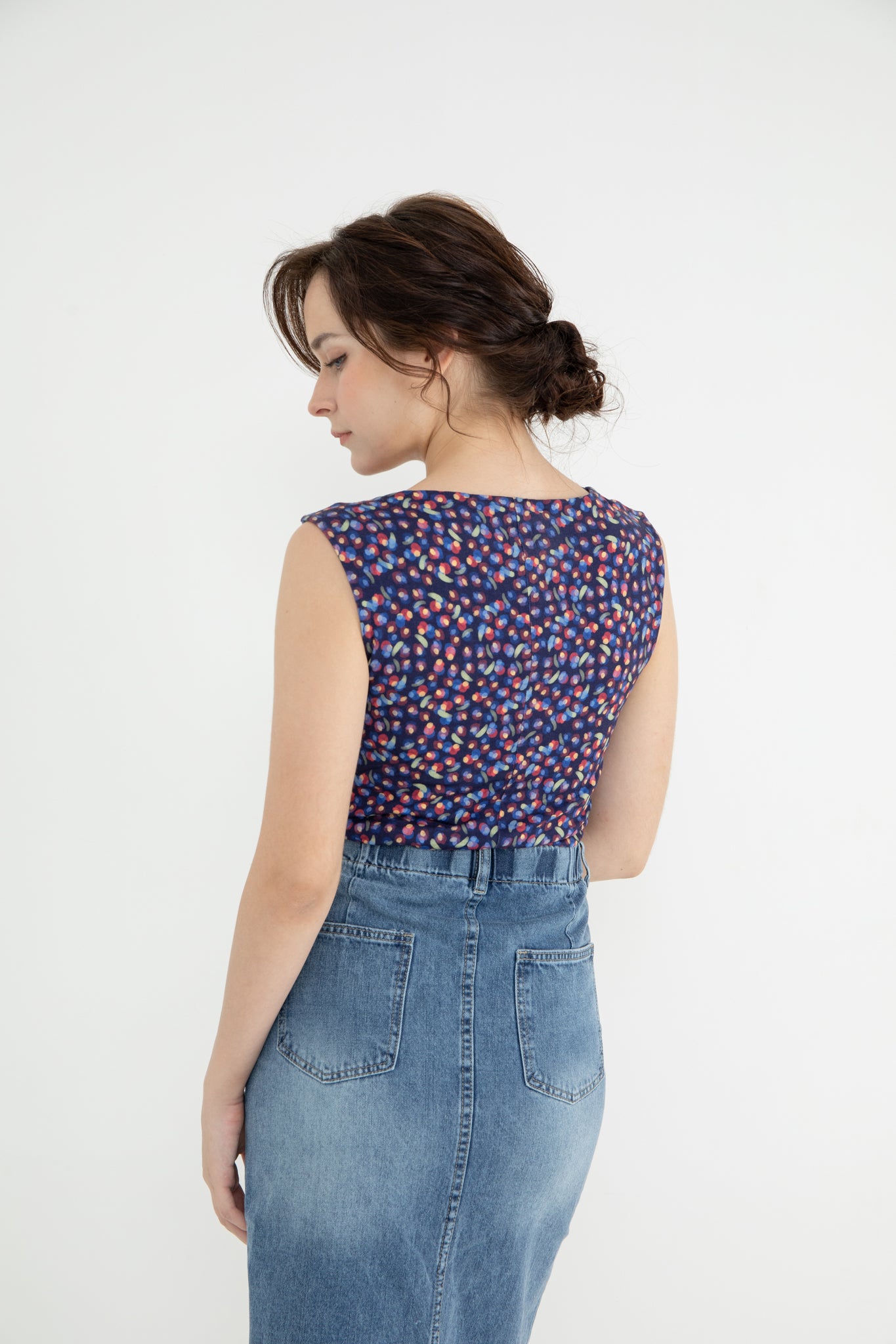 Tara Twist Top