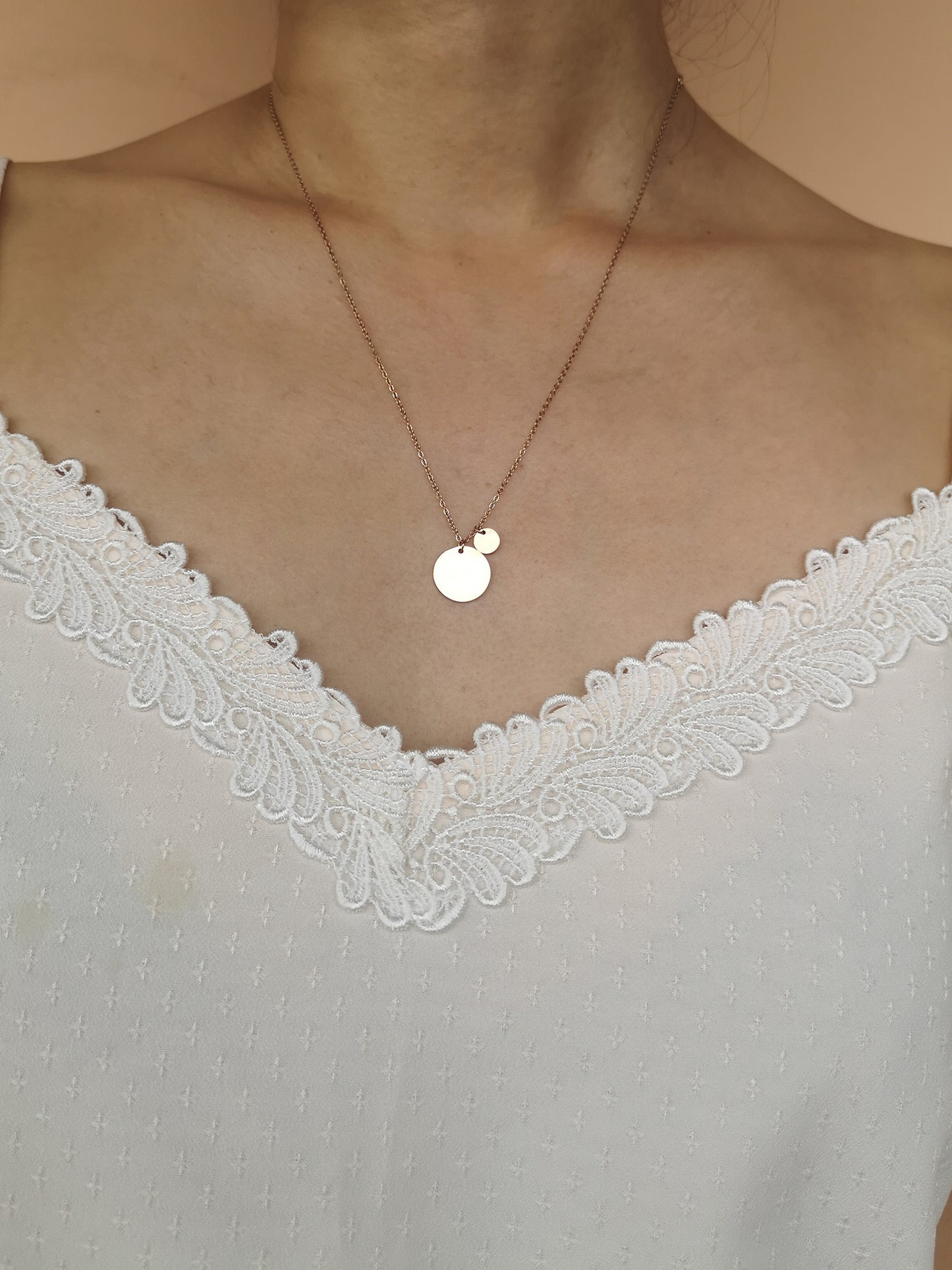 Sydney Pendant Necklace