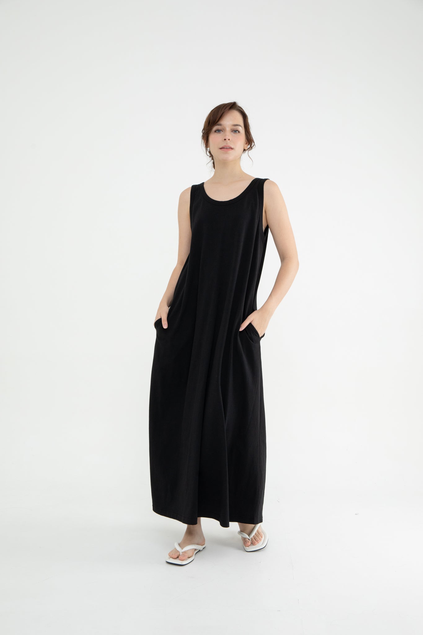 Charlize Maxi U-Shape Neck Dress