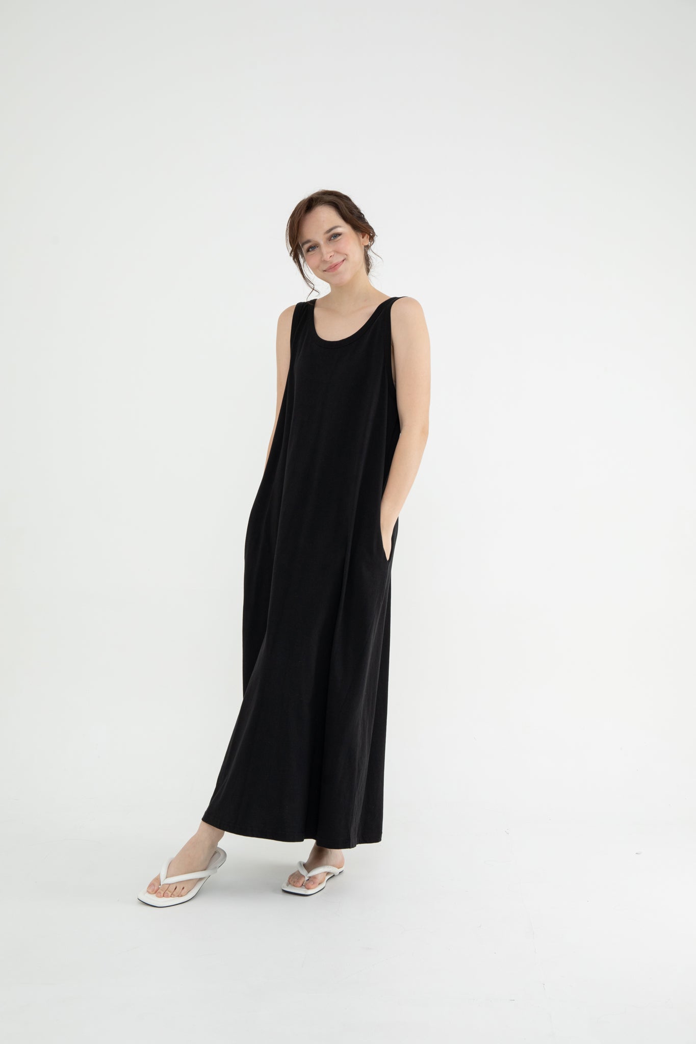 Charlize Maxi U-Shape Neck Dress