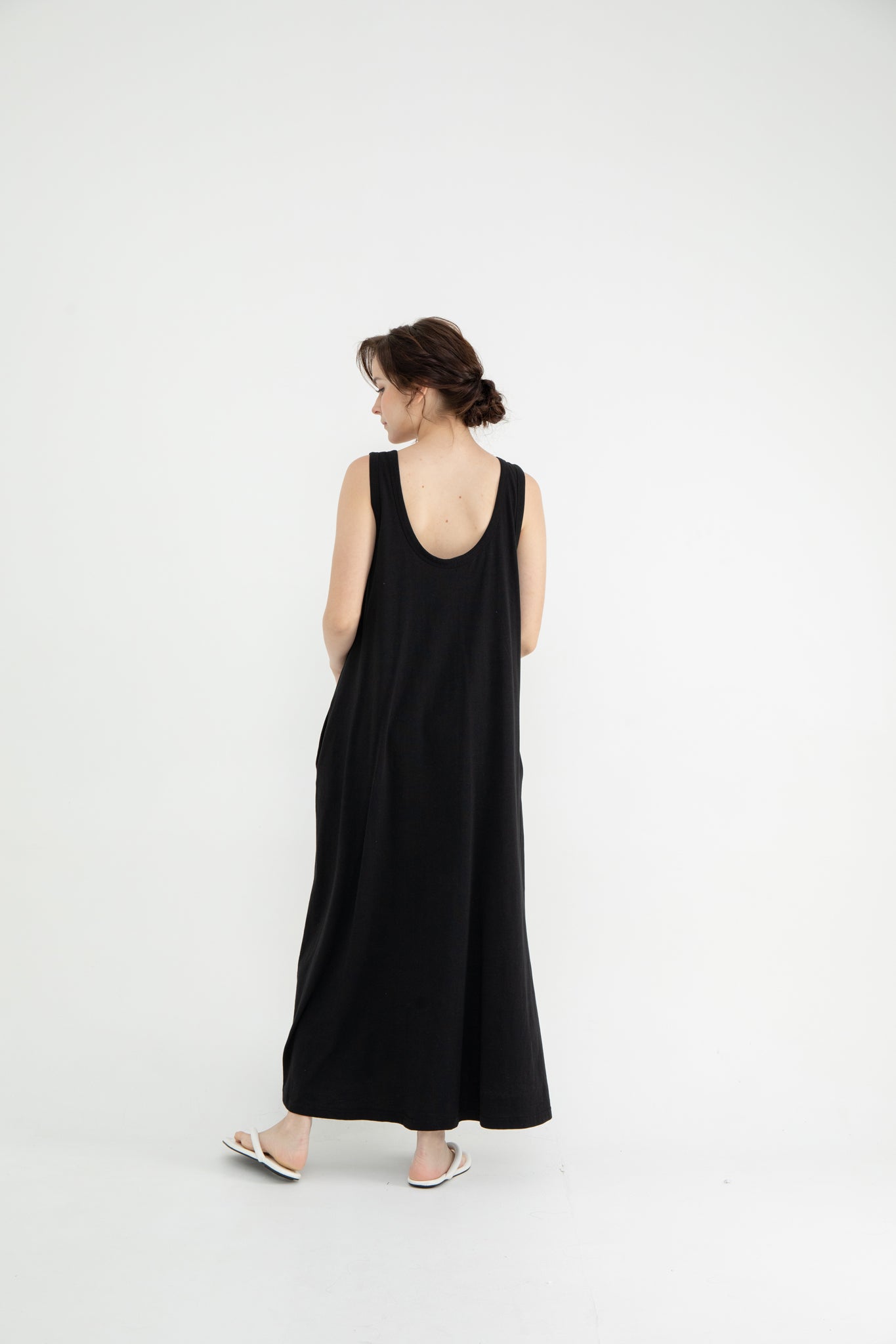 Charlize Maxi U-Shape Neck Dress