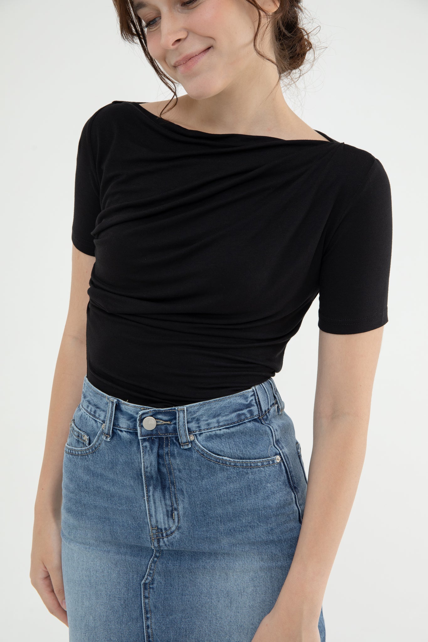 Rina Short Sleeve Drape Top