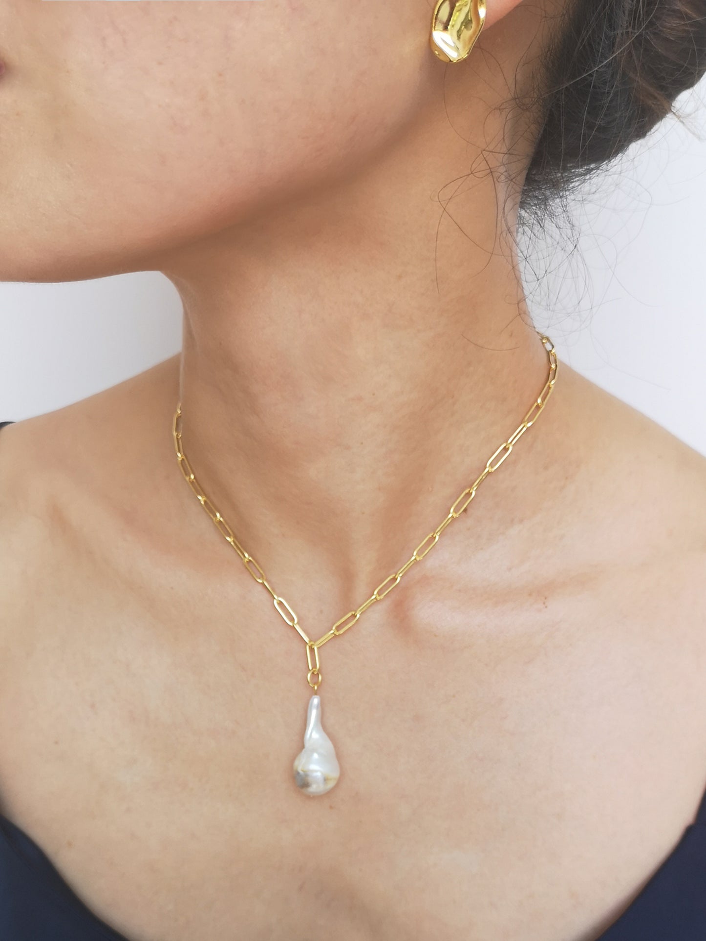 Empress Pearl Chain