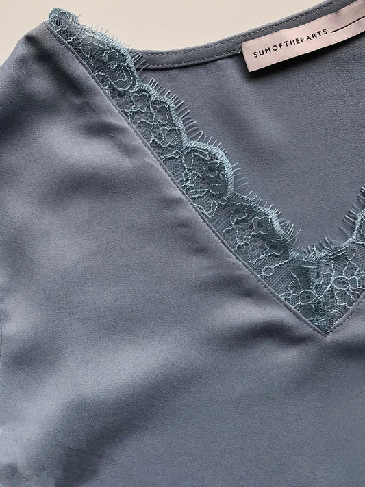 Jill lace V-neck top