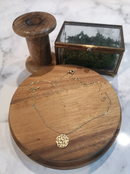Suki Hammered Pendant Necklace