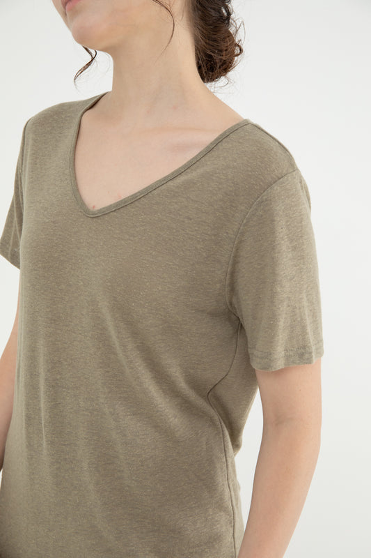 Vicki Textured V Neck Tee (Bundle)